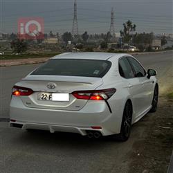 تۆیۆتا کامری